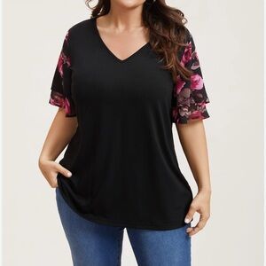 BloomChic Stretchy Floral V‑Neck T‑Shirt w/ Sheer Sleeves Plus Size 4X (26) NWT